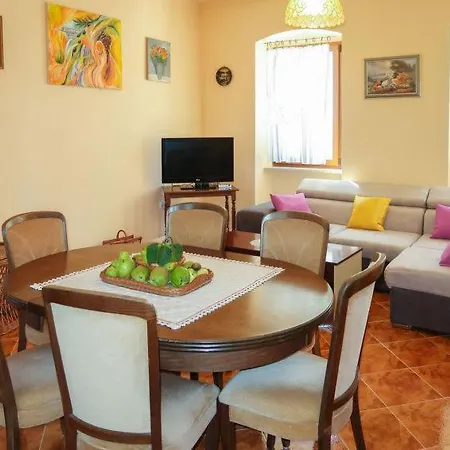 House Katuri 1059 Labin (Istria)